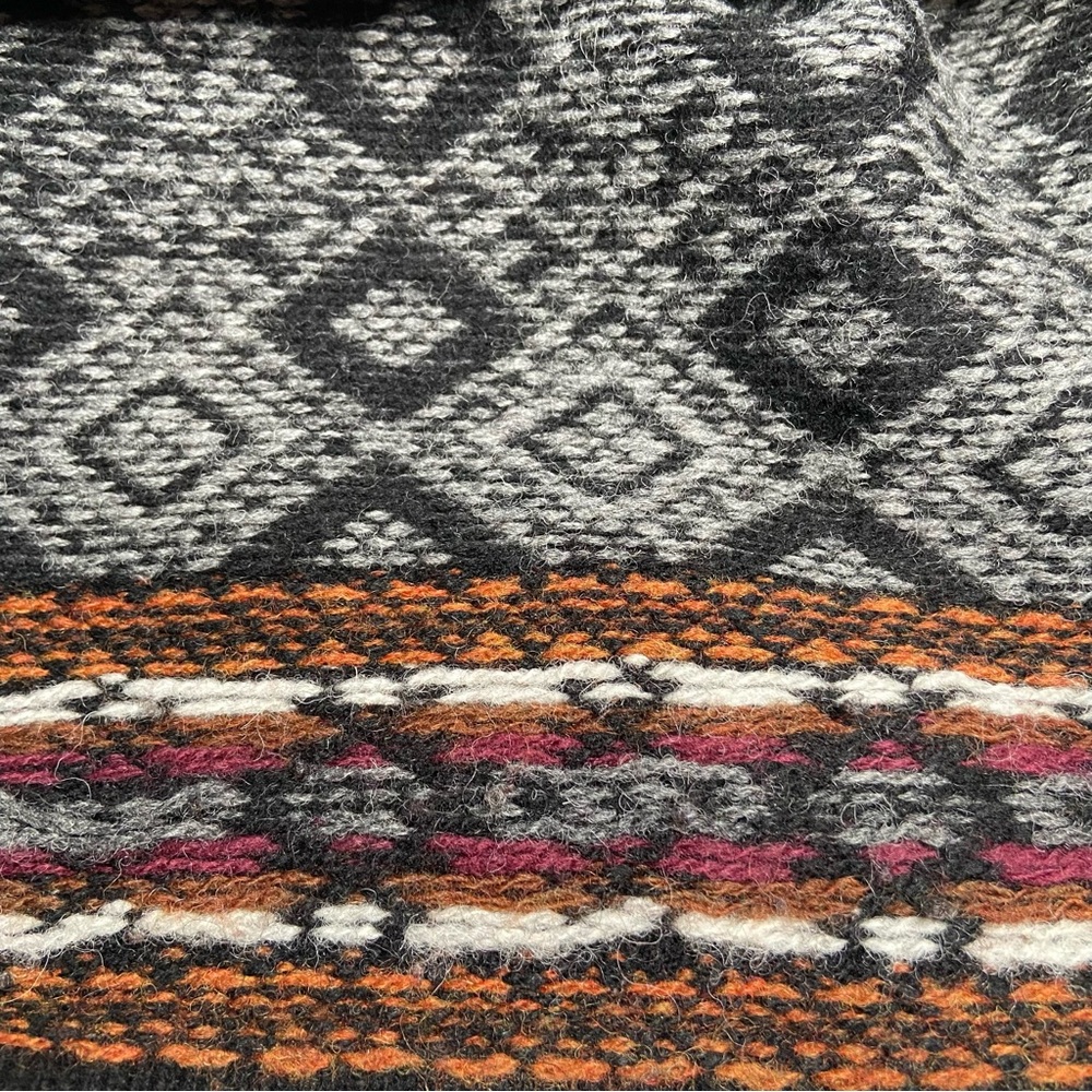 Carroll Reed 100% Wool Cardigan Sweater - Picture 5 of 8